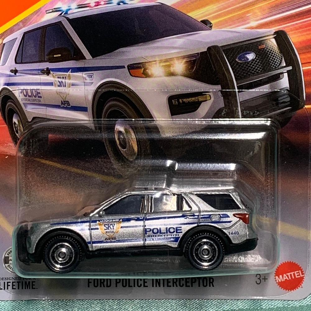Matchbox Ford Police Interceptor Explorer-Silver